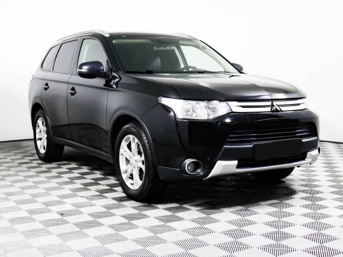 Mitsubishi Outlander 2014 года с пробегом. Фото: #2