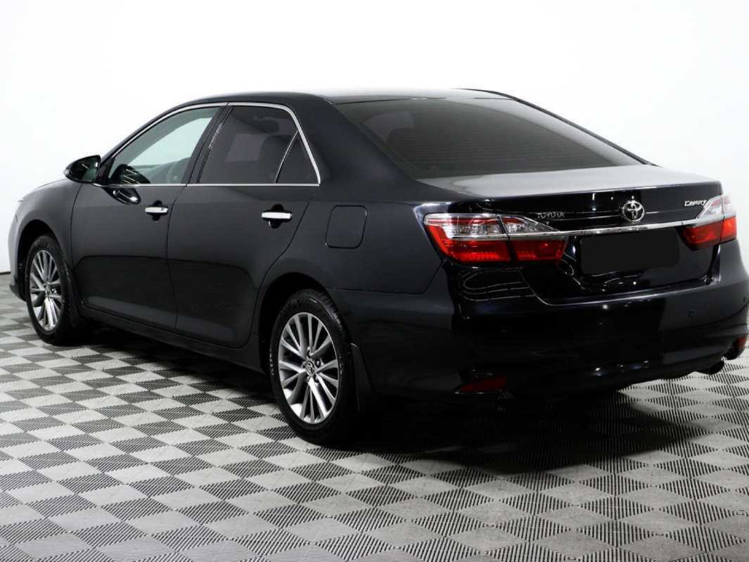 Б/У Тойота Камри 2016 года. Фото: #6