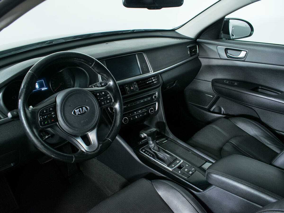 Б/У Киа Оптима 2018 года. Фото: #12
