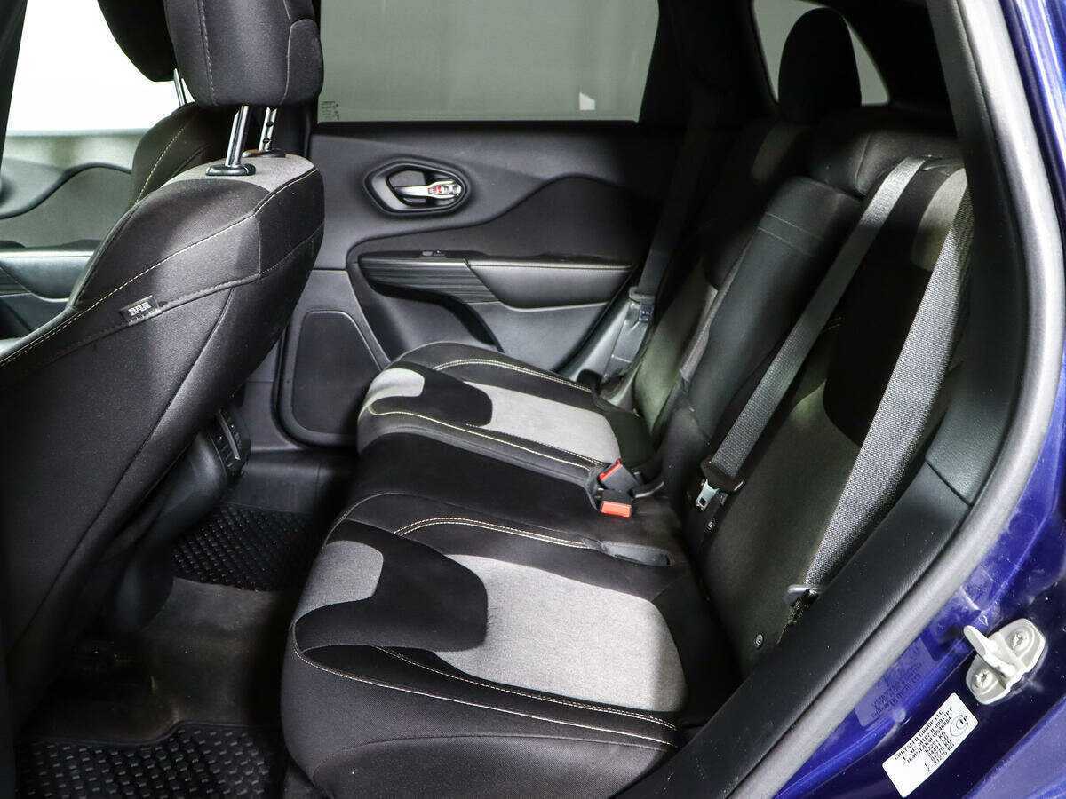 Jeep Cherokee 2014 года с пробегом. Фото: #7