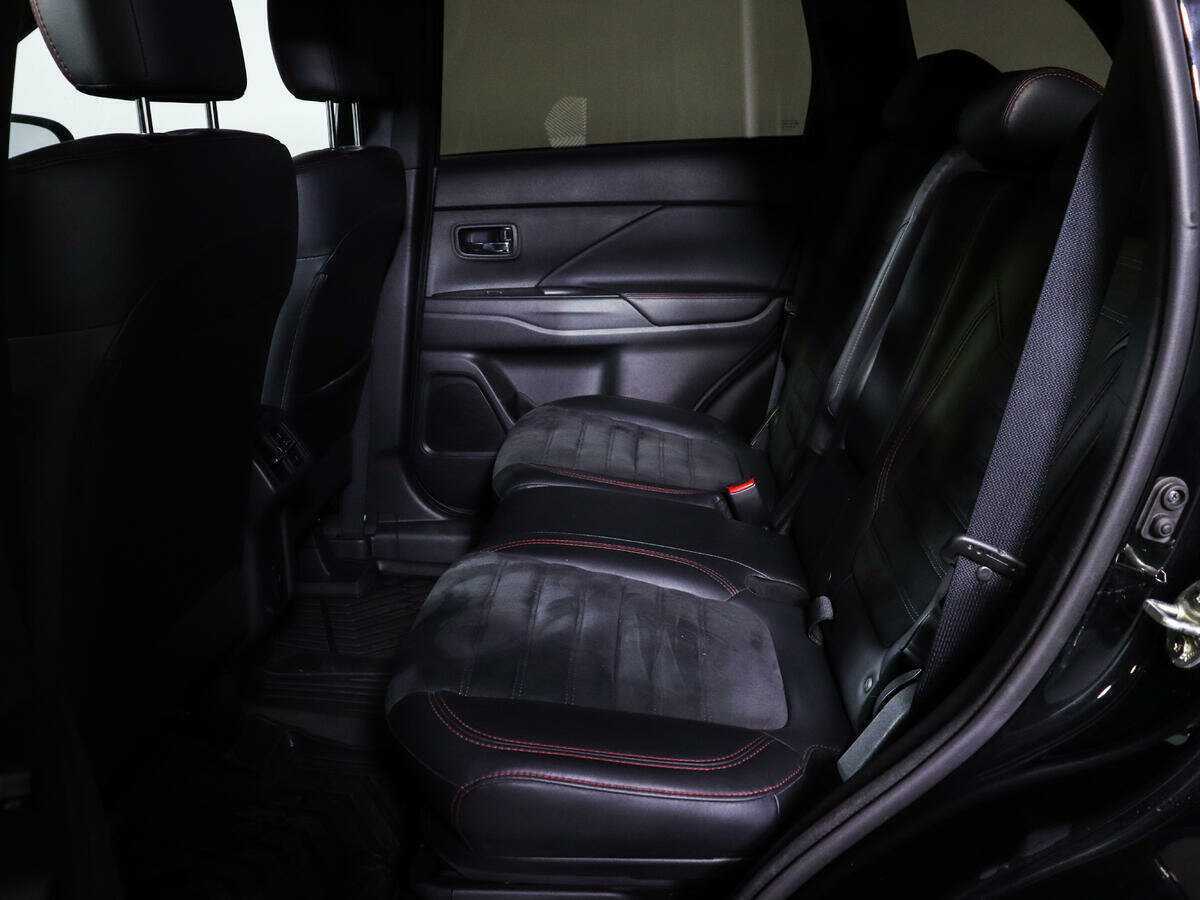 Mitsubishi Outlander 2020 года с пробегом. Фото: #7