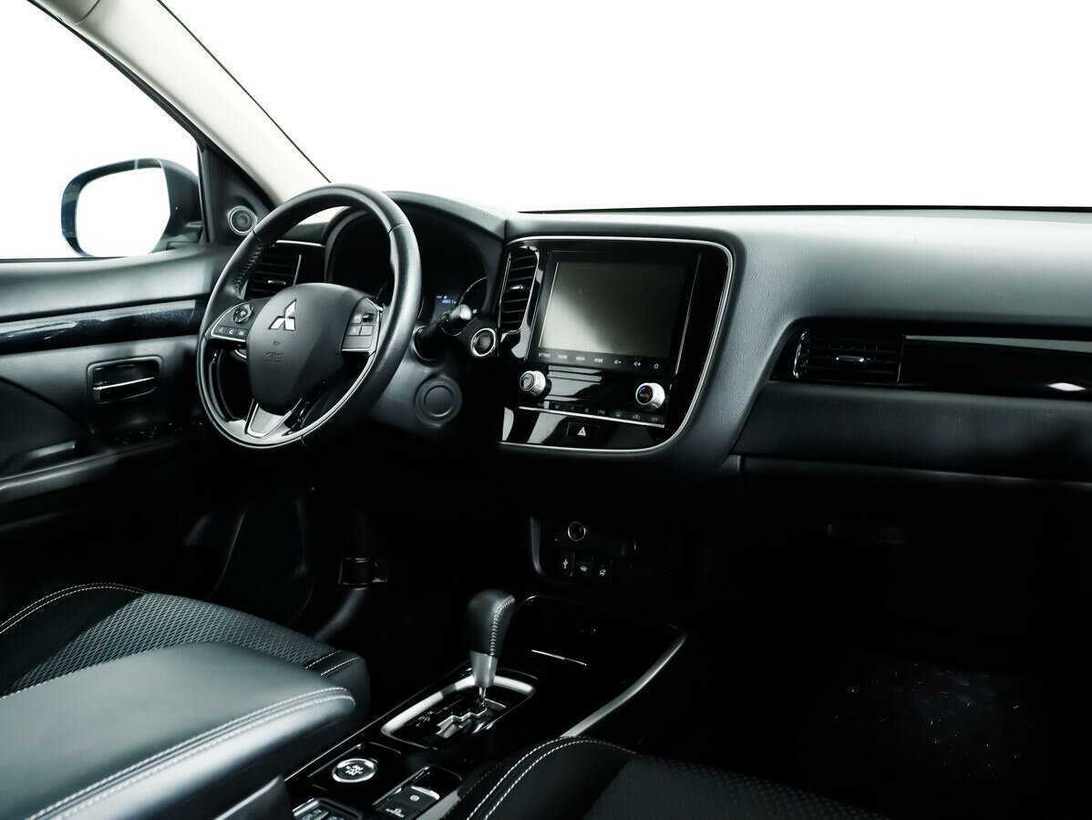 Mitsubishi Outlander 2020 года с пробегом. Фото: #6