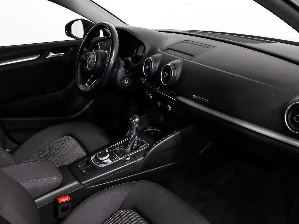 Audi A3 2016 года с пробегом. Фото: #11