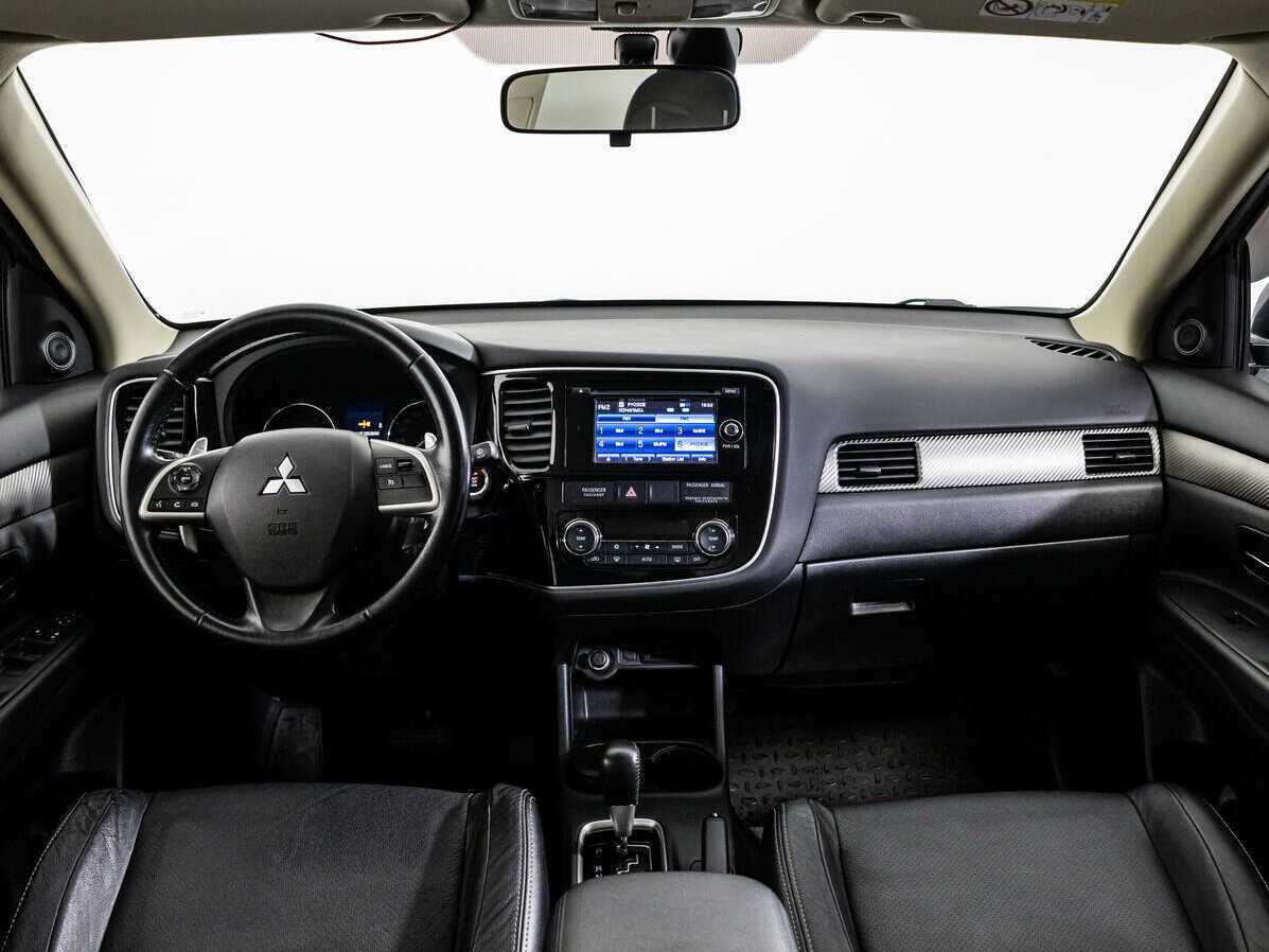 Mitsubishi Outlander 2014 года с пробегом. Фото: #12