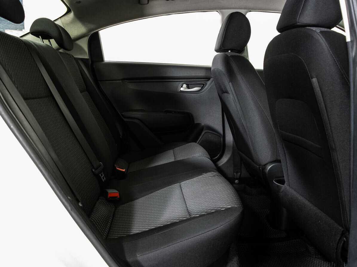 Б/У Киа Рио 2017 года. Фото: #14