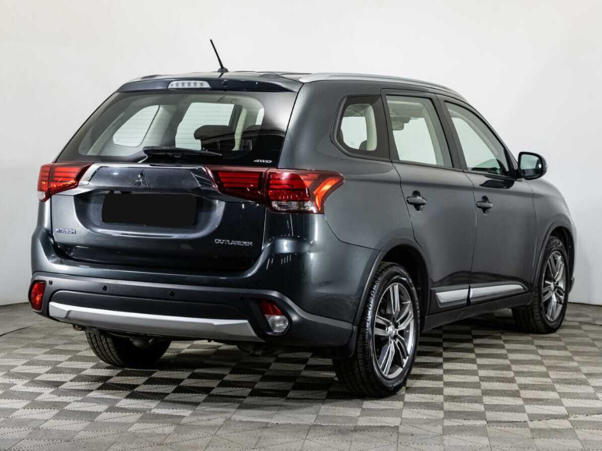 Mitsubishi Outlander 2016 года с пробегом. Фото: #3