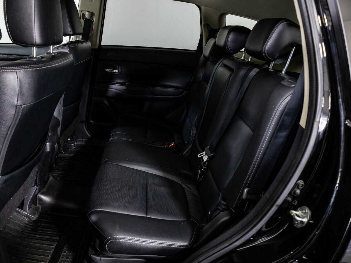 Mitsubishi Outlander 2015 года с пробегом. Фото: #7