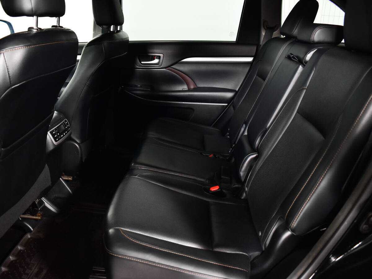 Toyota Highlander 2014 года с пробегом. Фото: #7