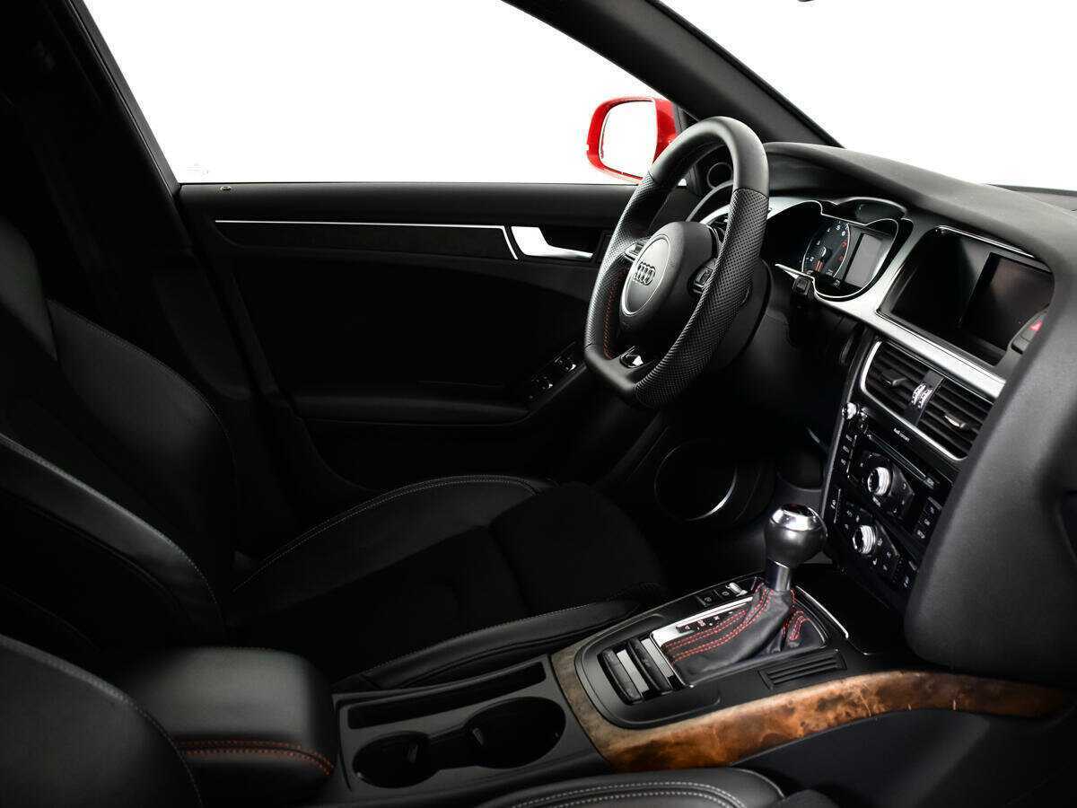 Audi A4 2015 года с пробегом. Фото: #8