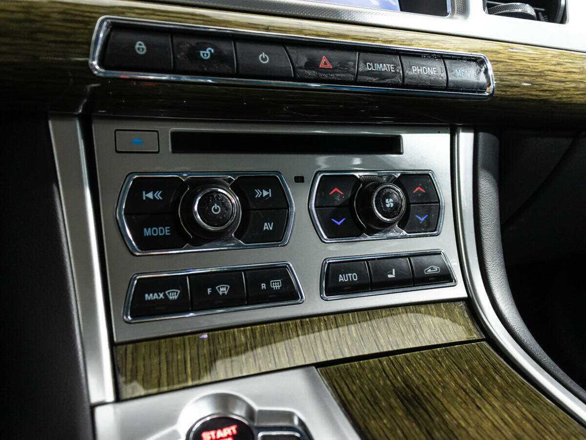 Jaguar XF 2012 года с пробегом. Фото: #17