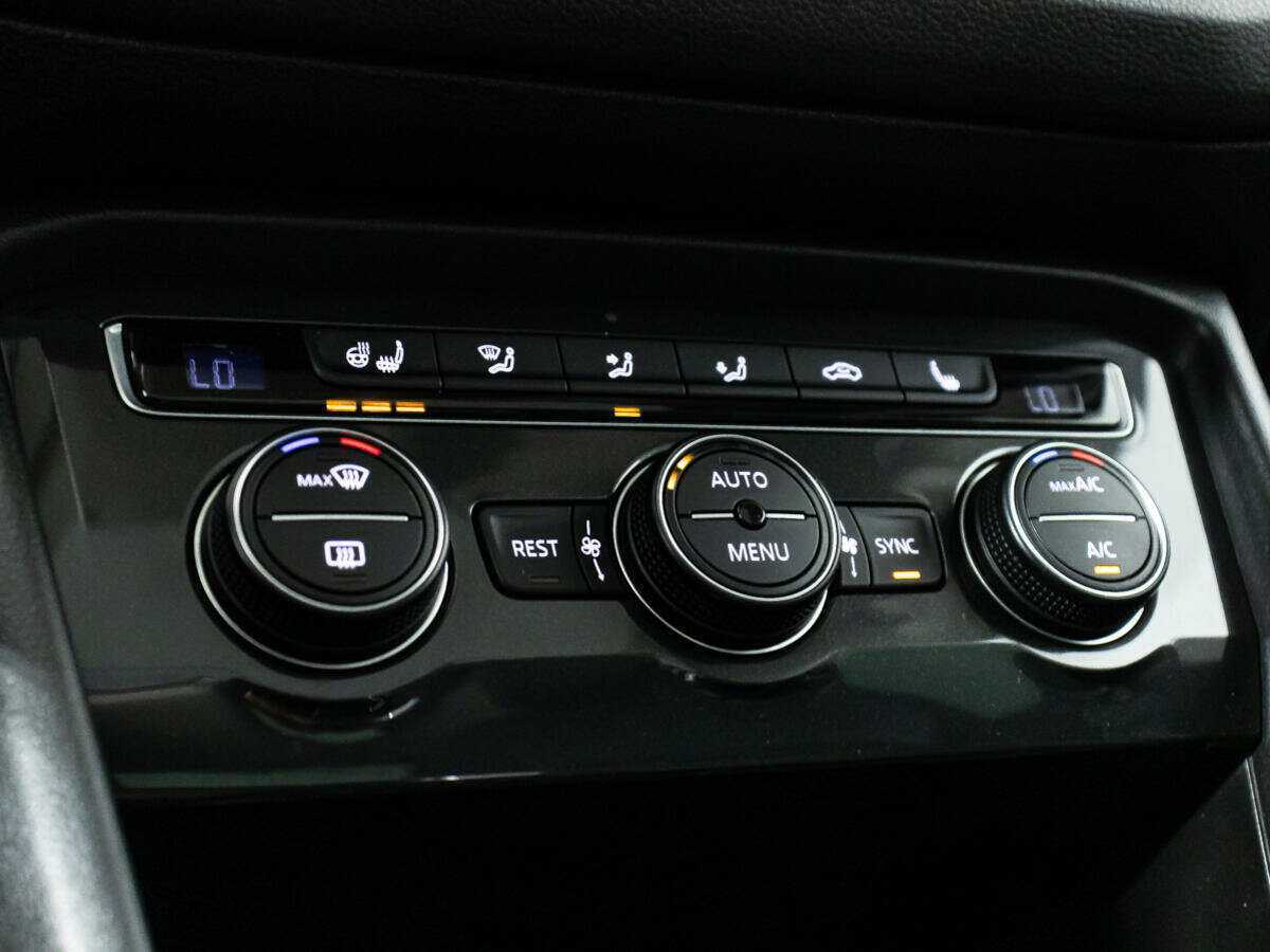 Volkswagen Tiguan 2018 года с пробегом. Фото: #18