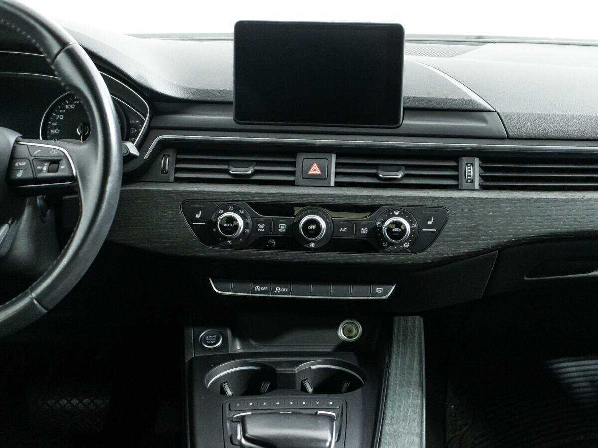 Audi A4 2017 года с пробегом. Фото: #13