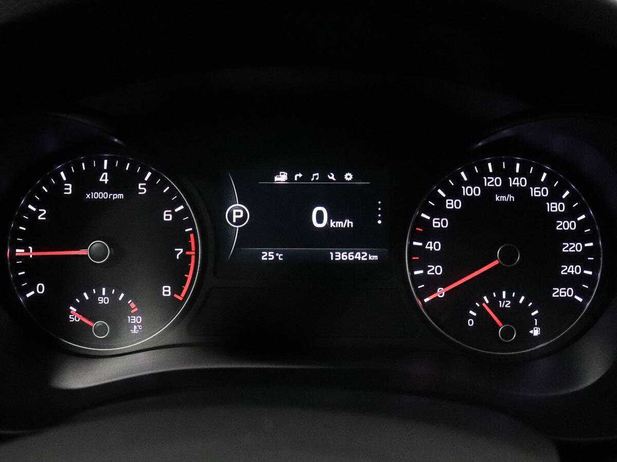 Б/У Киа Оптима 2016 года. Фото: #14