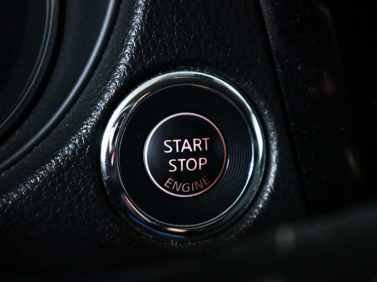 Б/У Ниссан Икс-Трейл 2017 года. Фото: #14