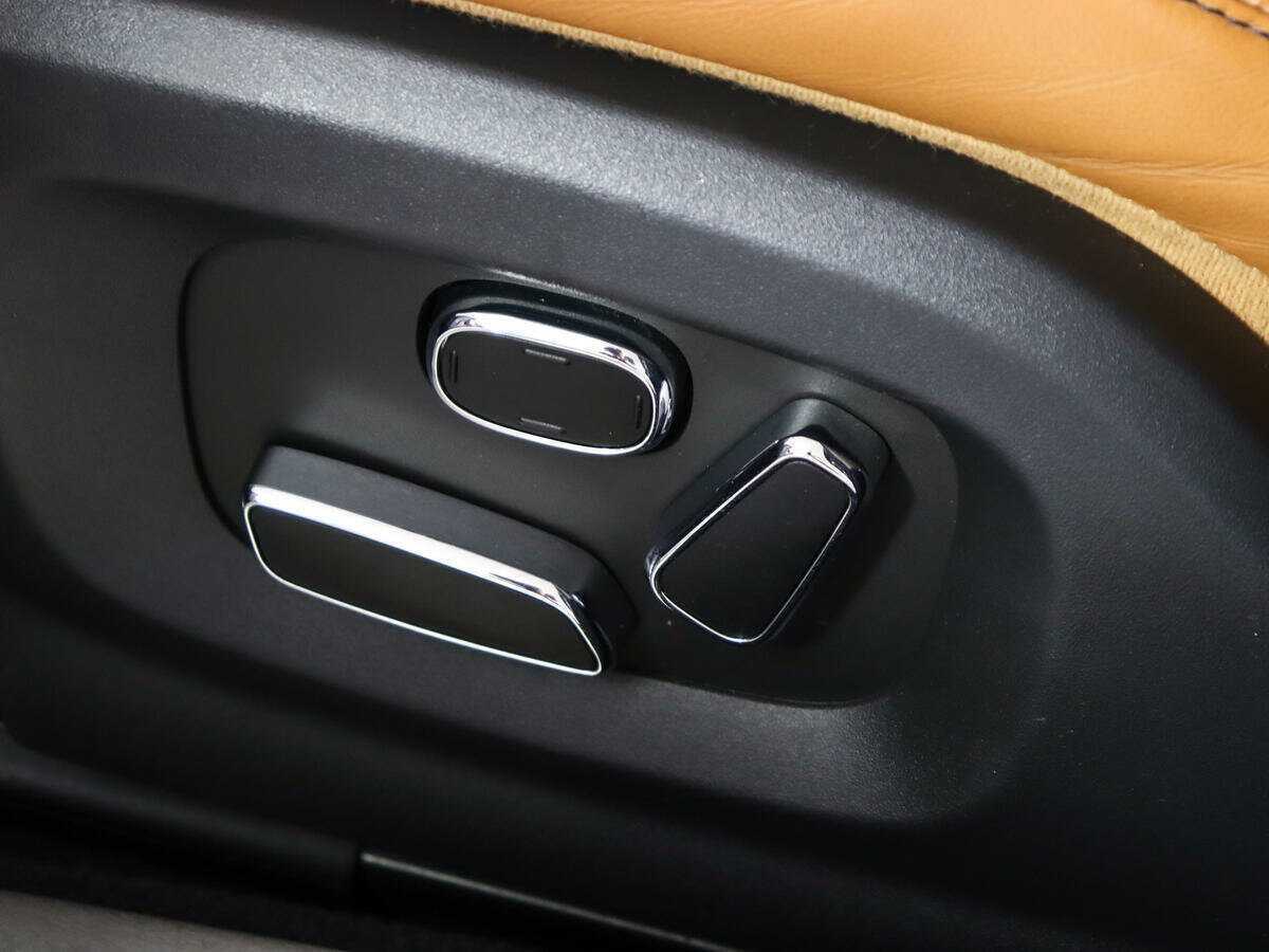 Jaguar XJ 2014 года с пробегом. Фото: #22