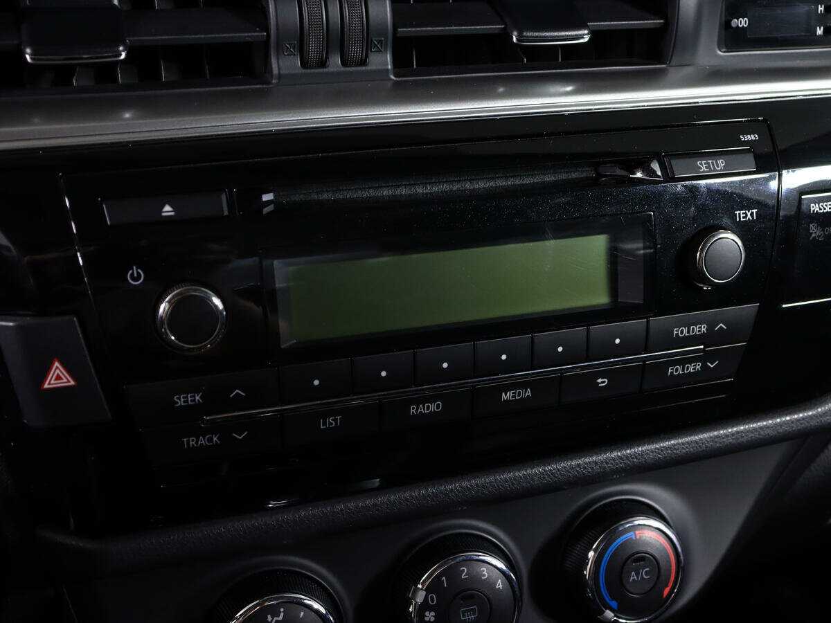 Б/У Тойота Королла 2016 года. Фото: #14