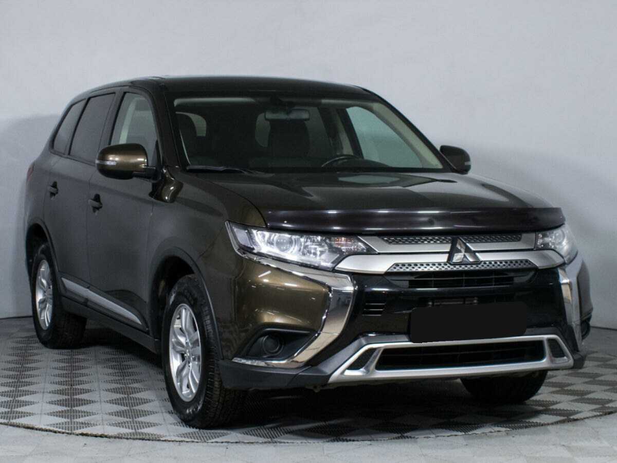 Mitsubishi Outlander 2019 года с пробегом. Фото: #2