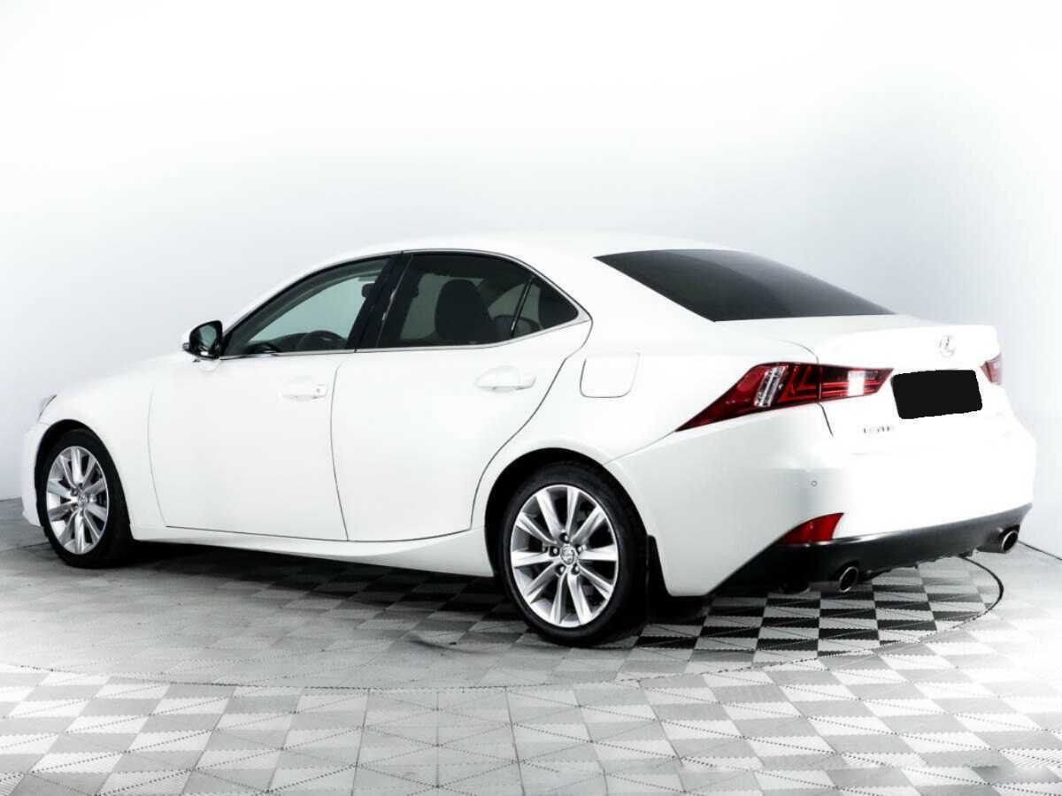 Lexus IS 2015 года с пробегом. Фото: #6