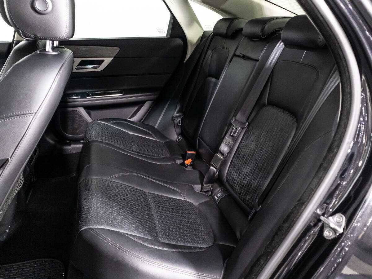 Jaguar XF 2016 года с пробегом. Фото: #9