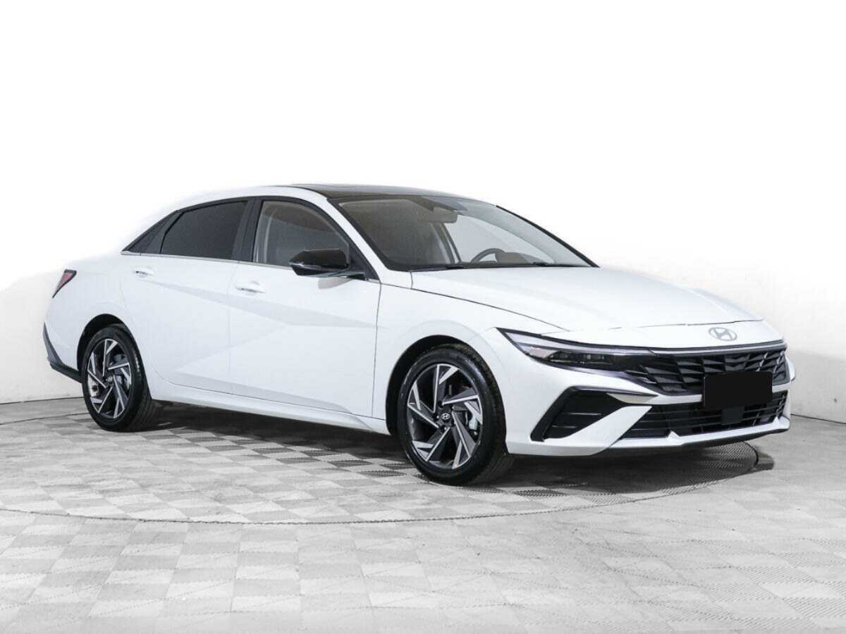 Б/У Хендай Елантра 2024 года. Фото: #1