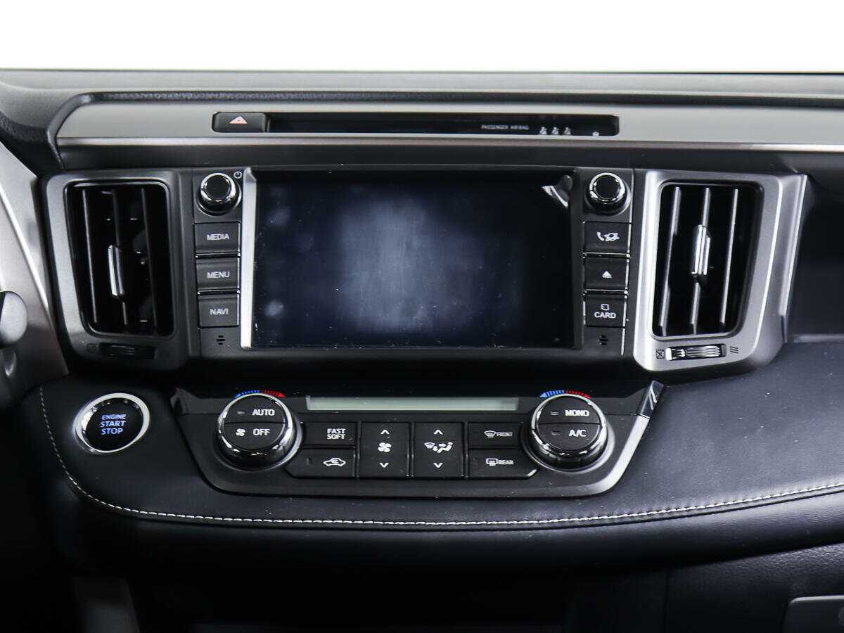 Toyota RAV4 2018 года с пробегом. Фото: #10