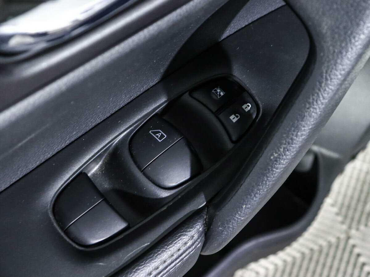 Б/У Ниссан Икс-Трейл 2018 года. Фото: #14