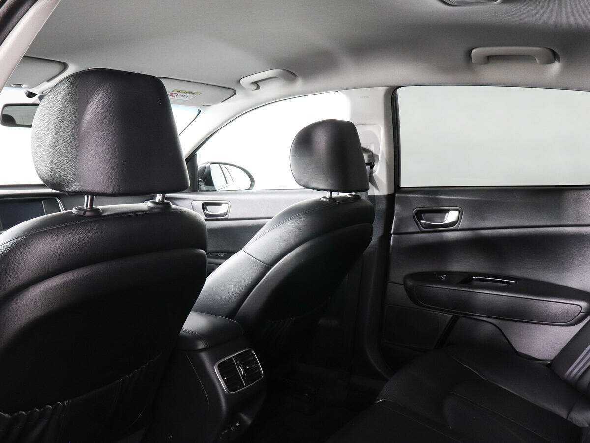 Б/У Киа Оптима 2016 года. Фото: #11