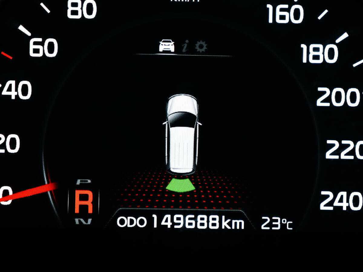 Б/У Киа Соренто 2014 года. Фото: #15