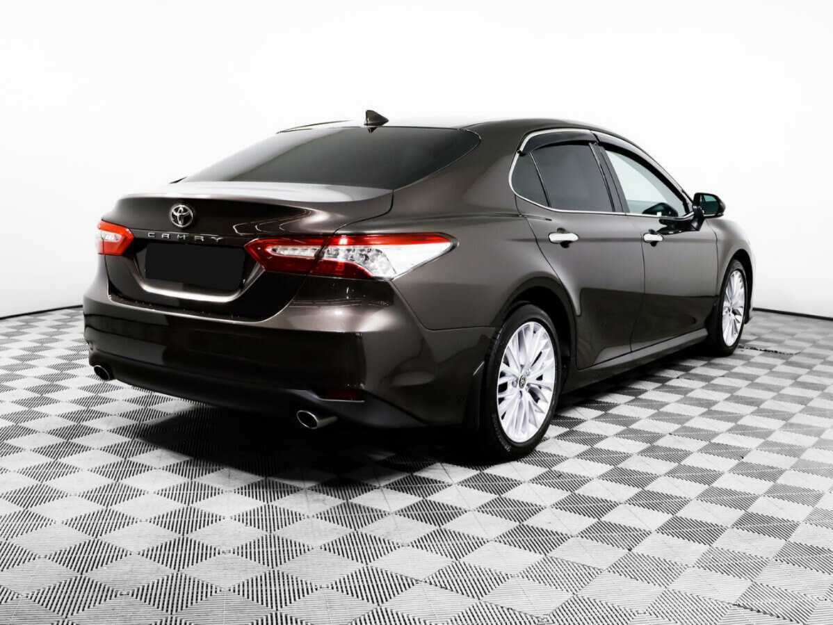 Toyota Camry 2020 года с пробегом. Фото: #4