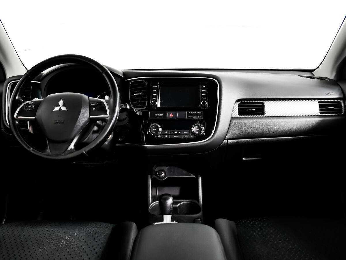Mitsubishi Outlander 2013 года с пробегом. Фото: #10