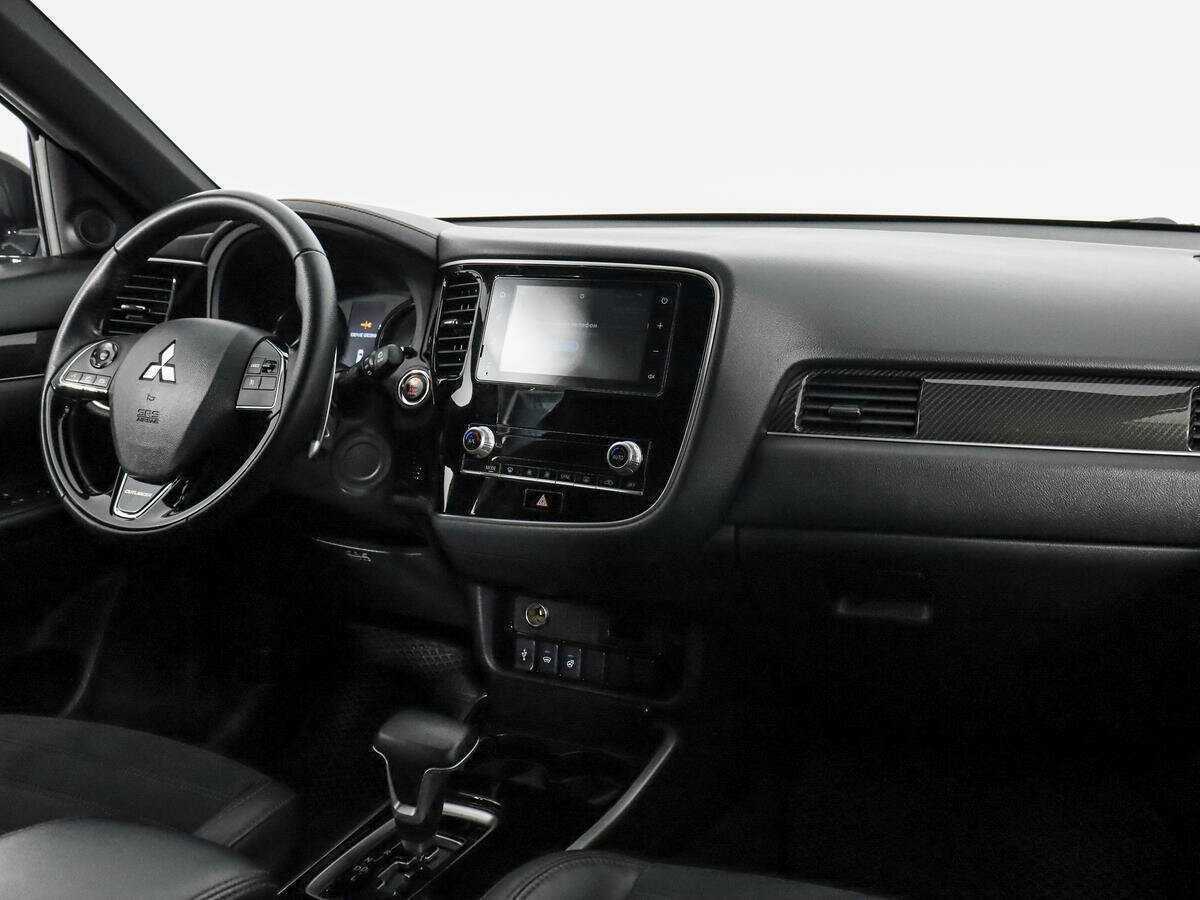 Mitsubishi Outlander 2020 года с пробегом. Фото: #10