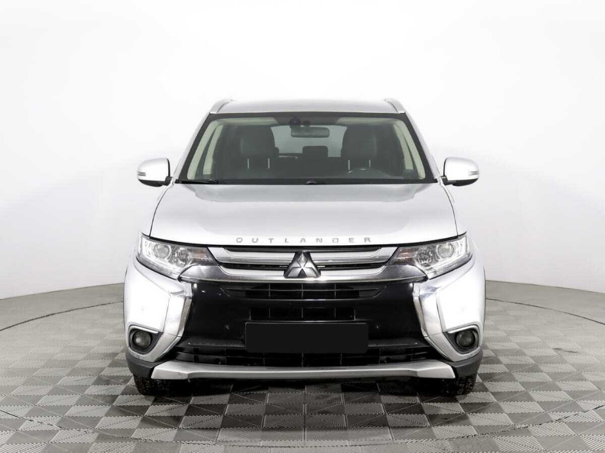 Mitsubishi Outlander 2017 года с пробегом. Фото: #1