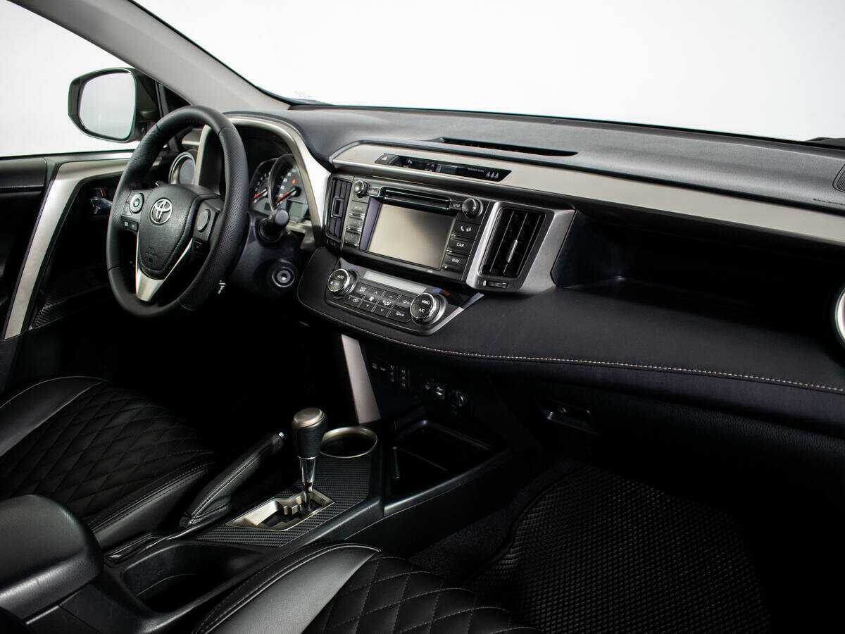 Б/У Тойота Рав4 2013 года. Фото: #6