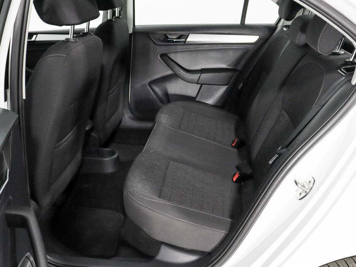 Б/У Шкода Рапид 2020 года. Фото: #9