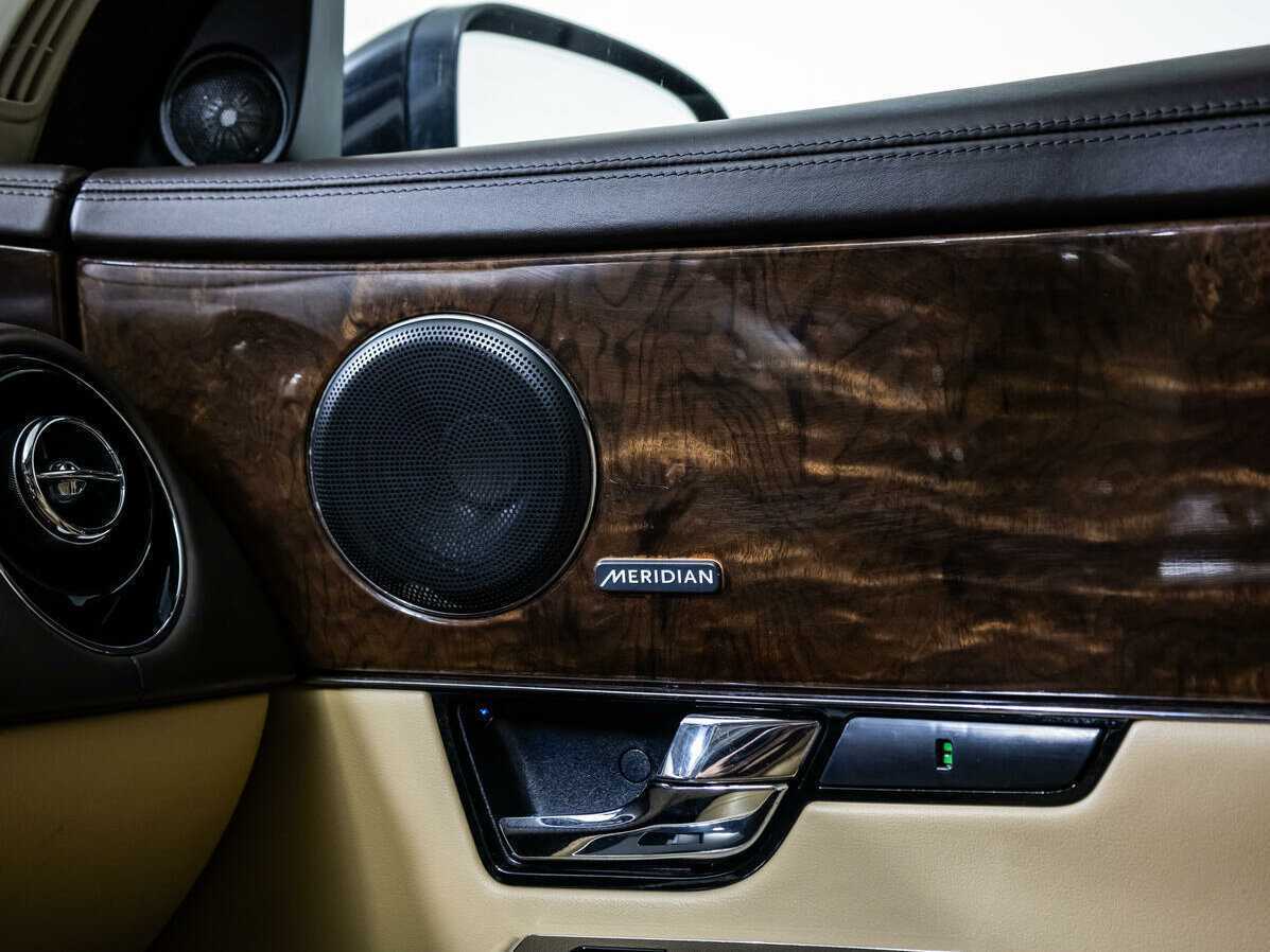 Jaguar XJ 2013 года с пробегом. Фото: #18