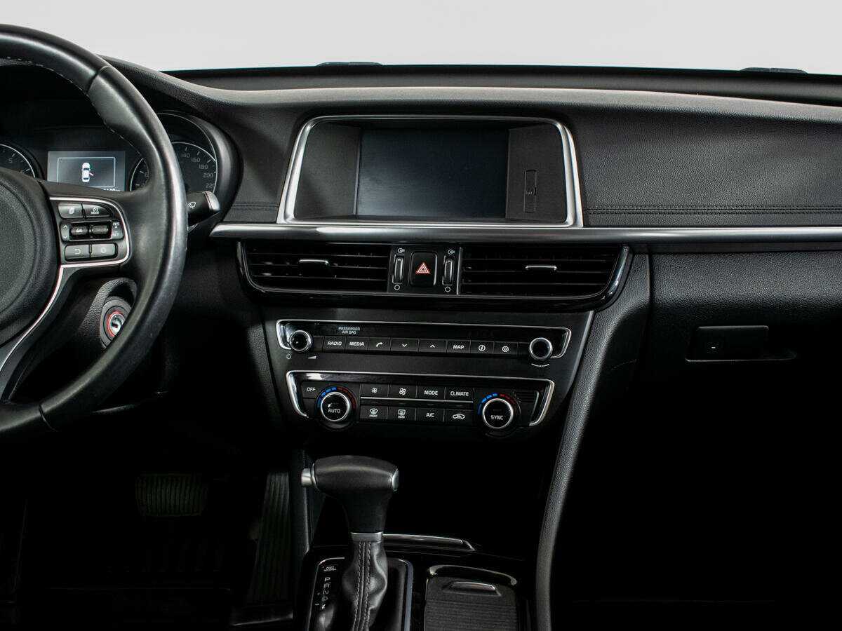 Б/У Киа Оптима 2018 года. Фото: #10