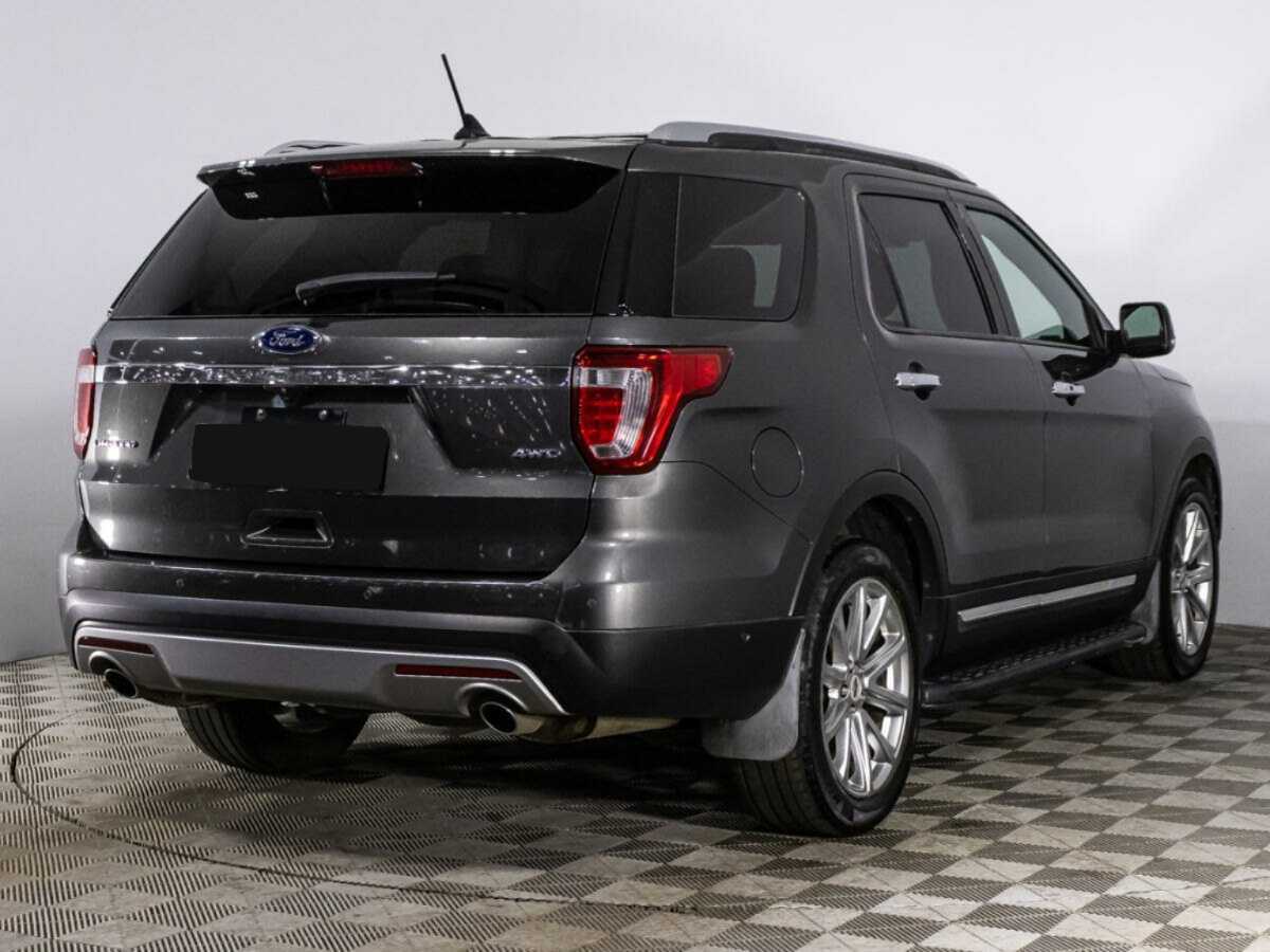 Ford Explorer 2017 года с пробегом. Фото: #4