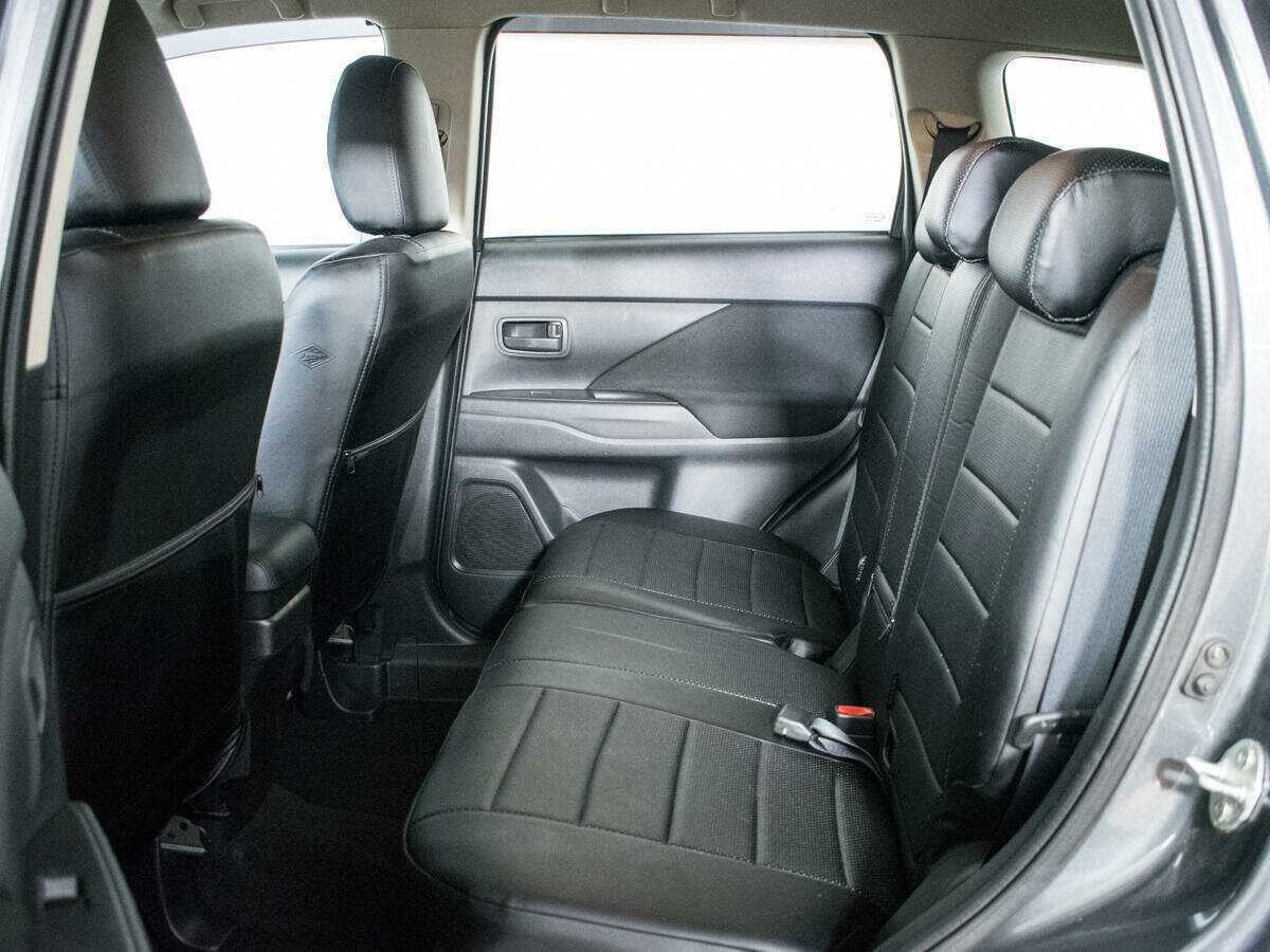 Mitsubishi Outlander 2014 года с пробегом. Фото: #9