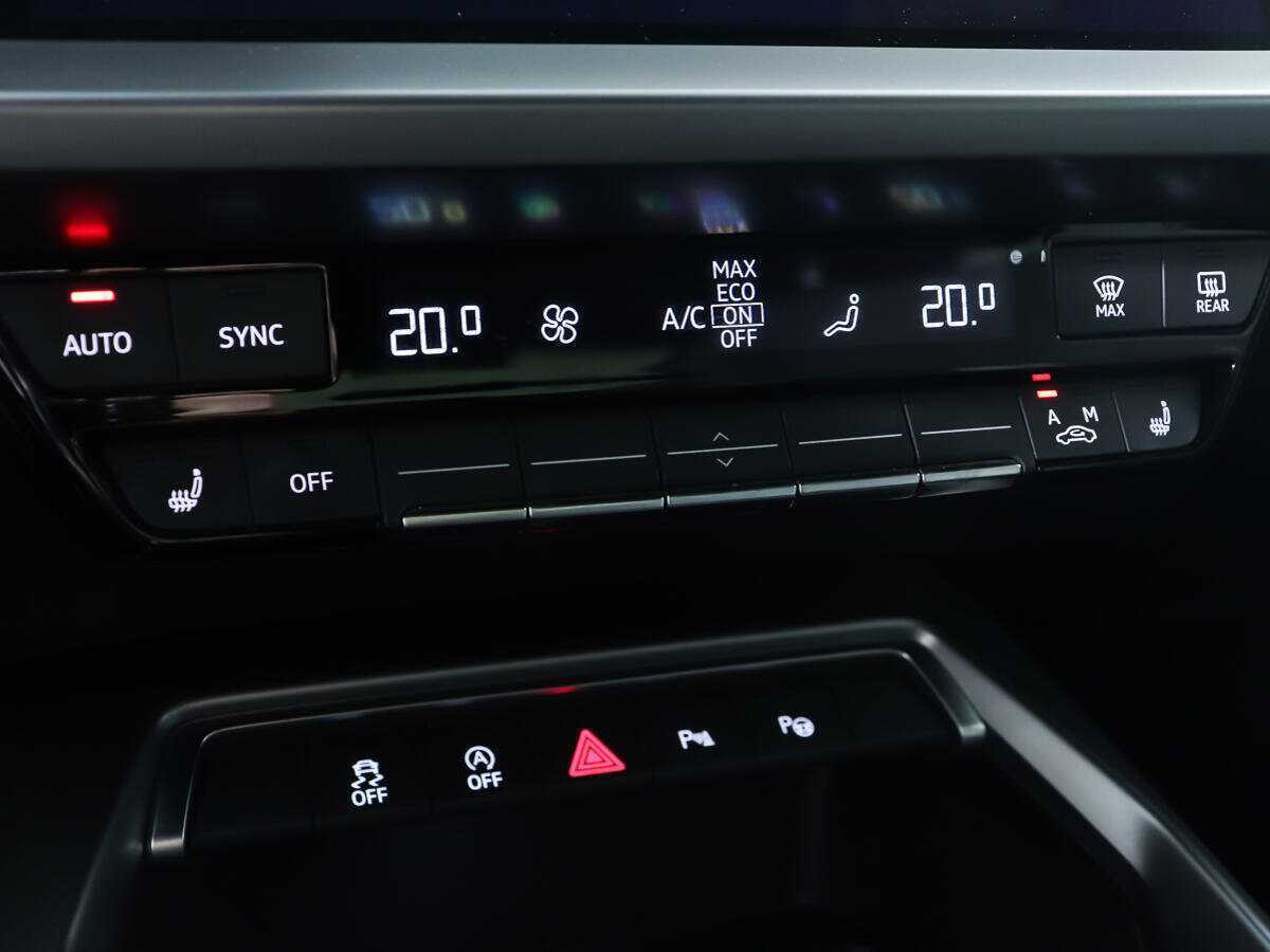 Audi A3 2021 года с пробегом. Фото: #17