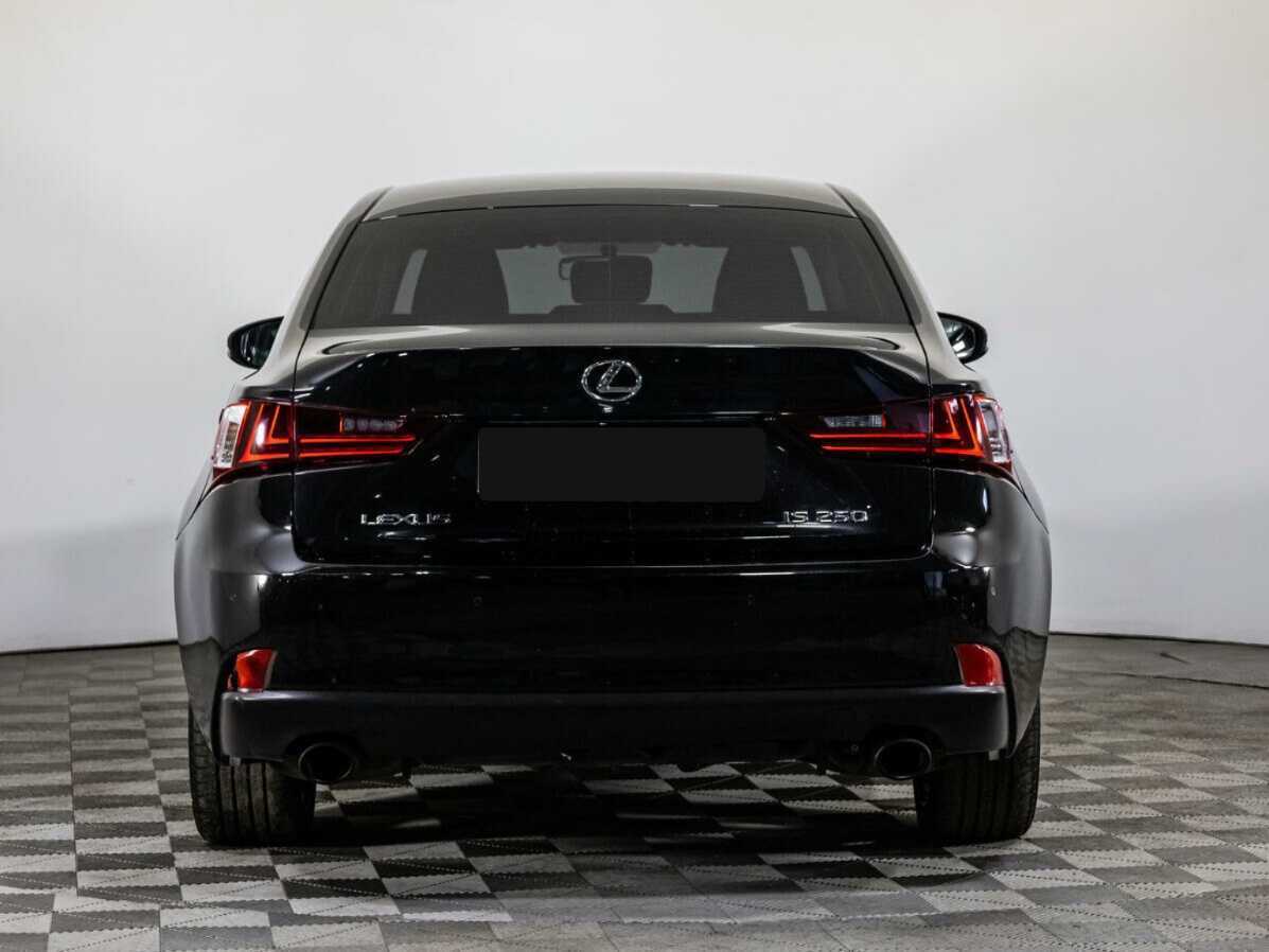 Lexus IS 2014 года с пробегом. Фото: #4