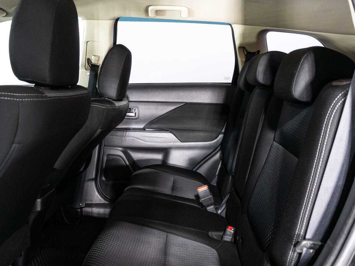Mitsubishi Outlander 2017 года с пробегом. Фото: #8