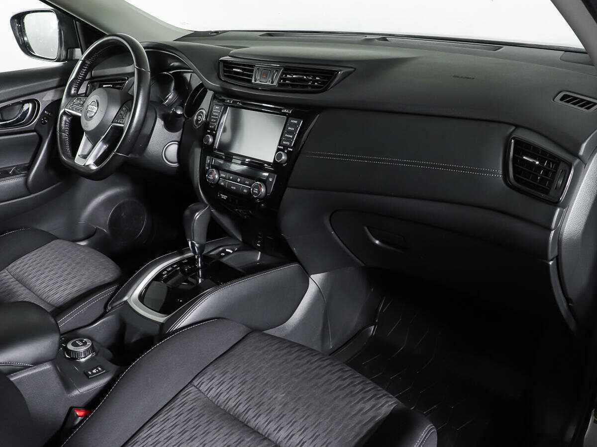 Б/У Ниссан Икс-Трейл 2018 года. Фото: #7