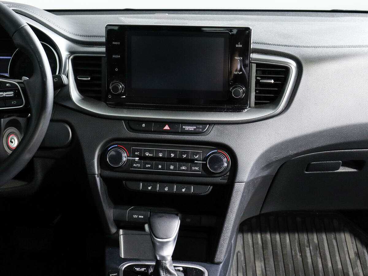 Б/У Киа Сид 2022 года. Фото: #12