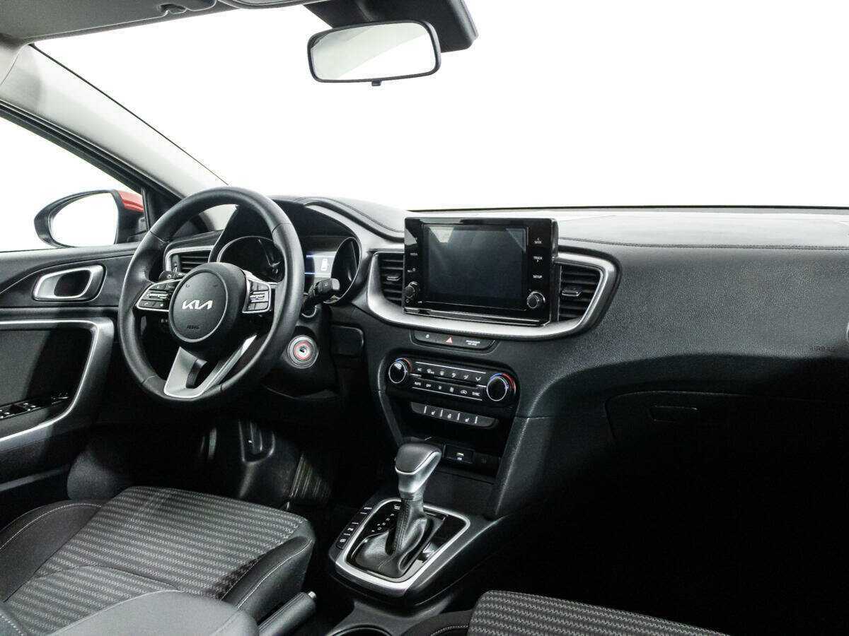 Б/У Киа Сид 2022 года. Фото: #8