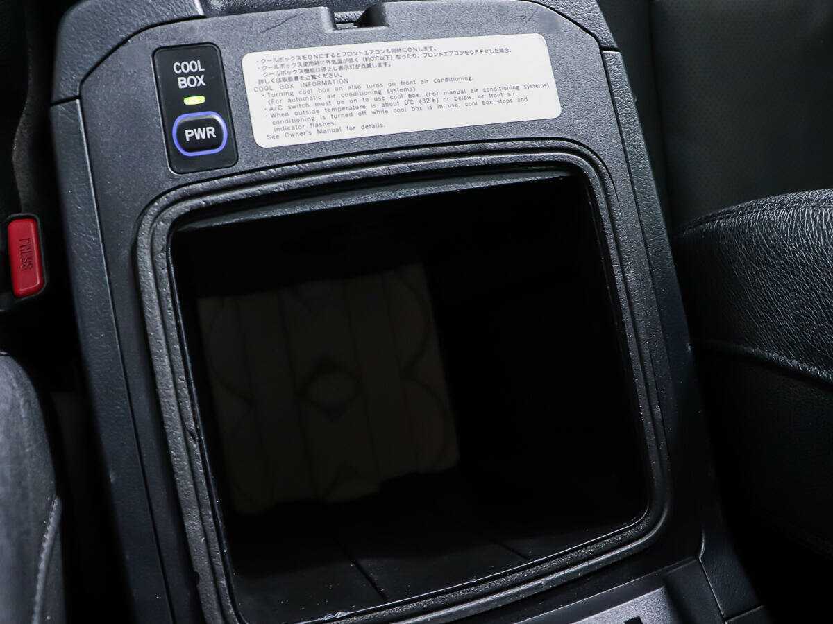 Toyota Land Cruiser Prado 2012 года с пробегом. Фото: #16