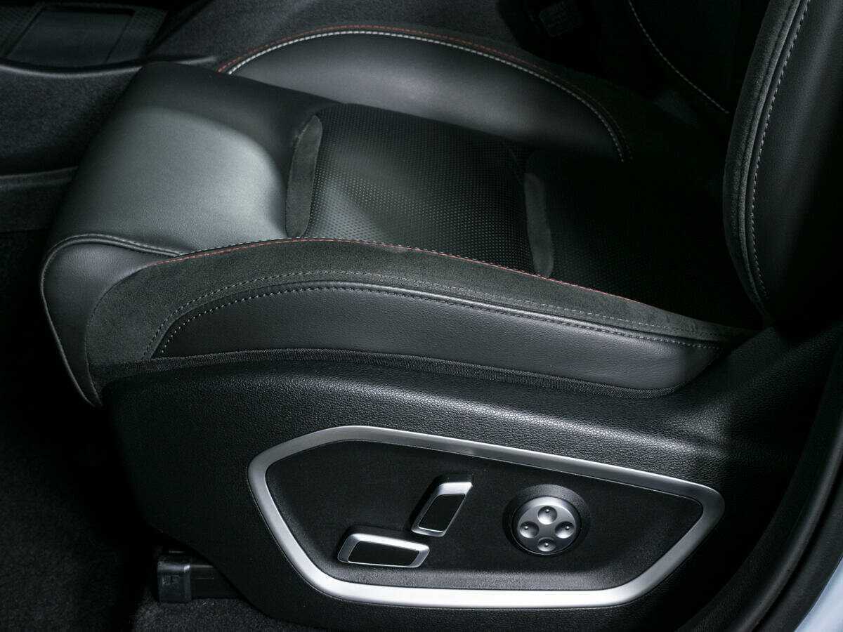 Geely Tugella 2022 года с пробегом. Фото: #17