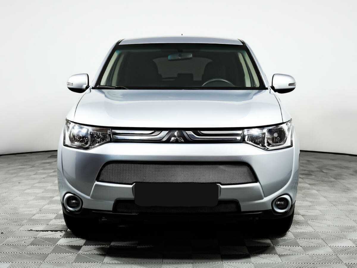 Mitsubishi Outlander 2013 года с пробегом. Фото: #1