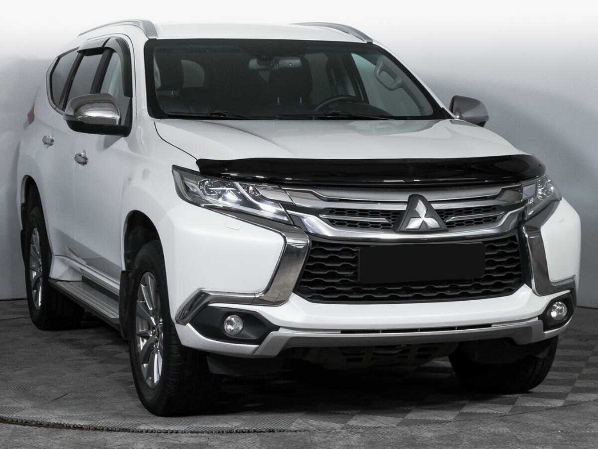 Mitsubishi Pajero Sport 2018 года с пробегом. Фото: #2