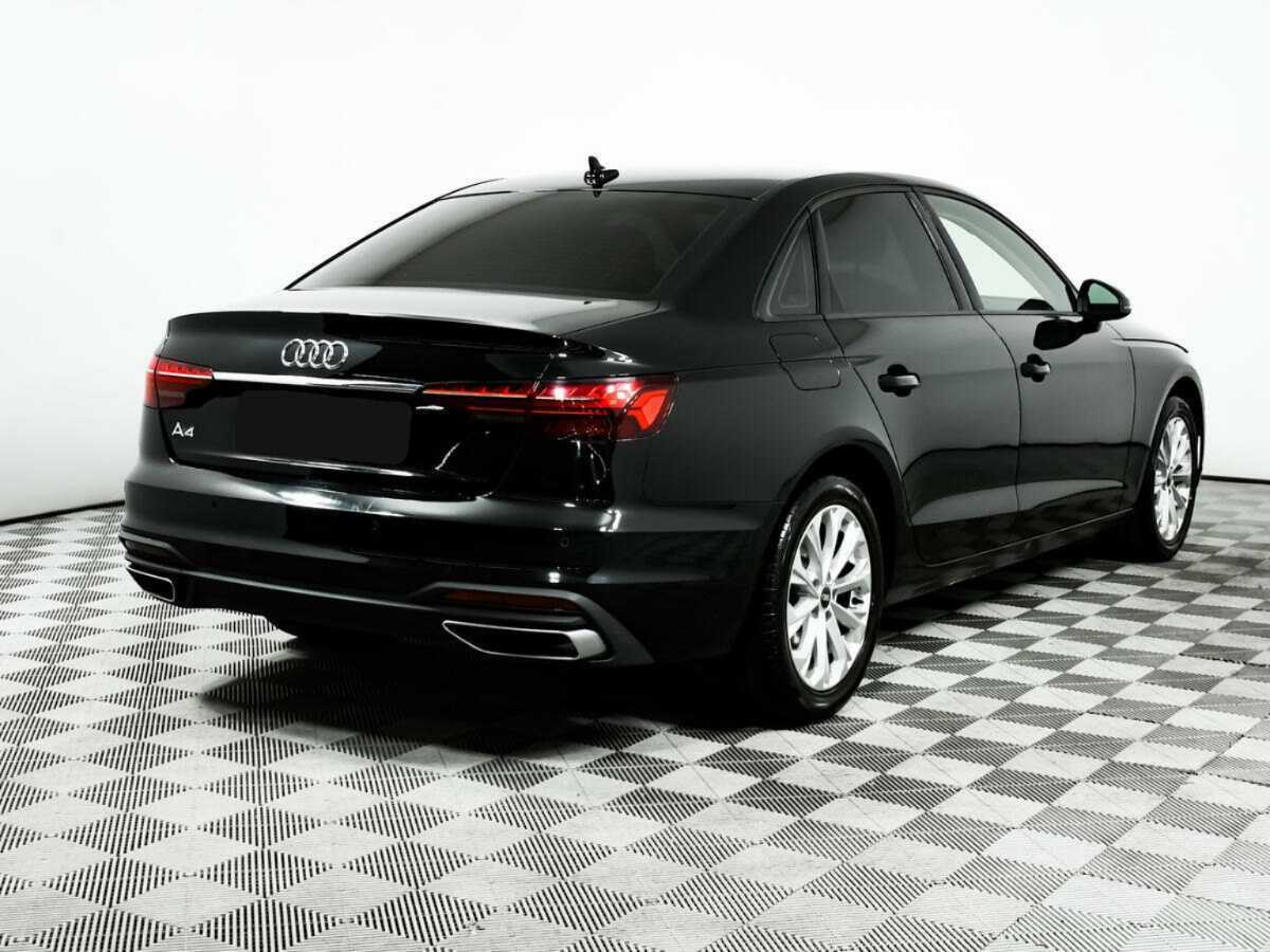 Audi A4 2021 года с пробегом. Фото: #3