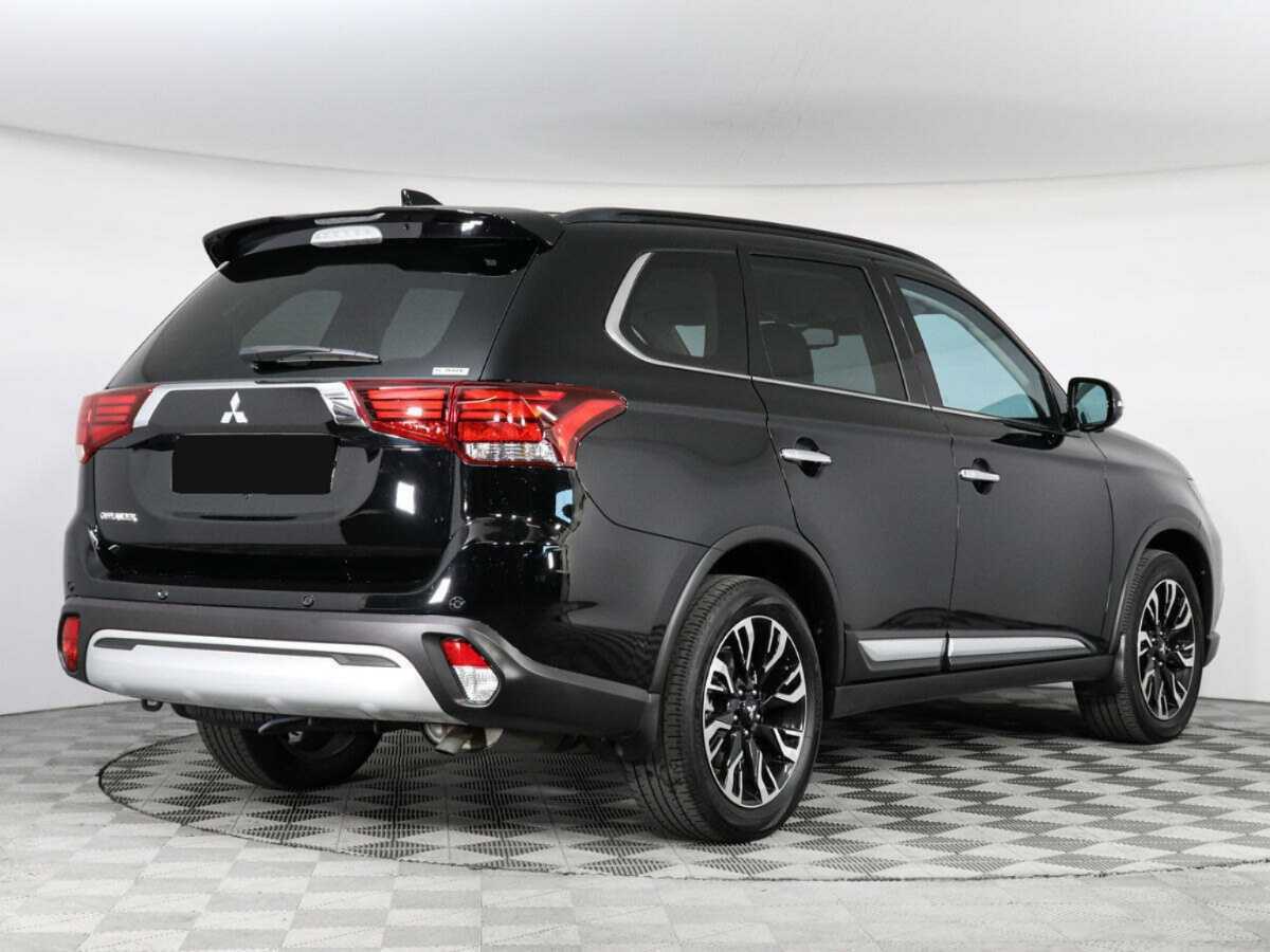 Mitsubishi Outlander 2022 года с пробегом. Фото: #4